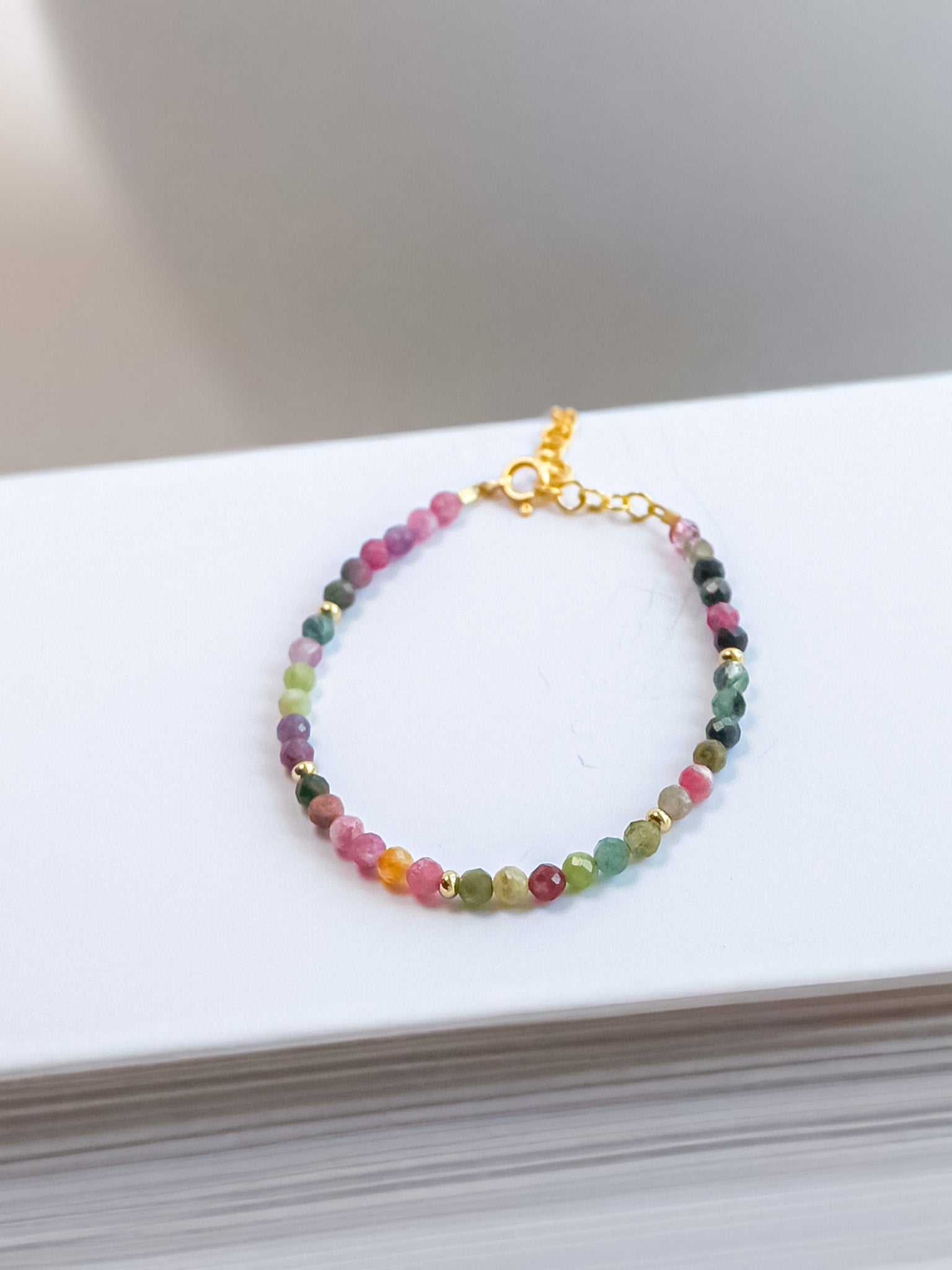 Steinarmband Gelbgold - Arcus - Lovesign - Handmade in Tyrol