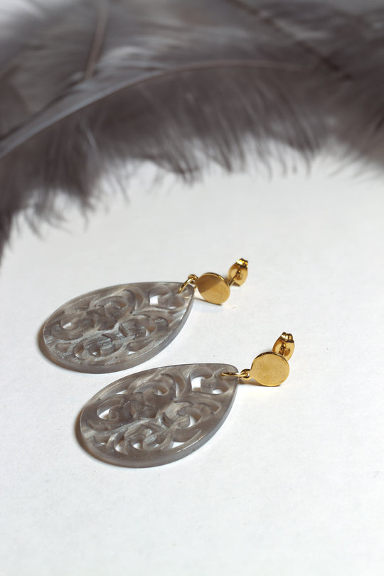 Ohrringe - Grey Ice - Lovesign - Handmade in Tyrol