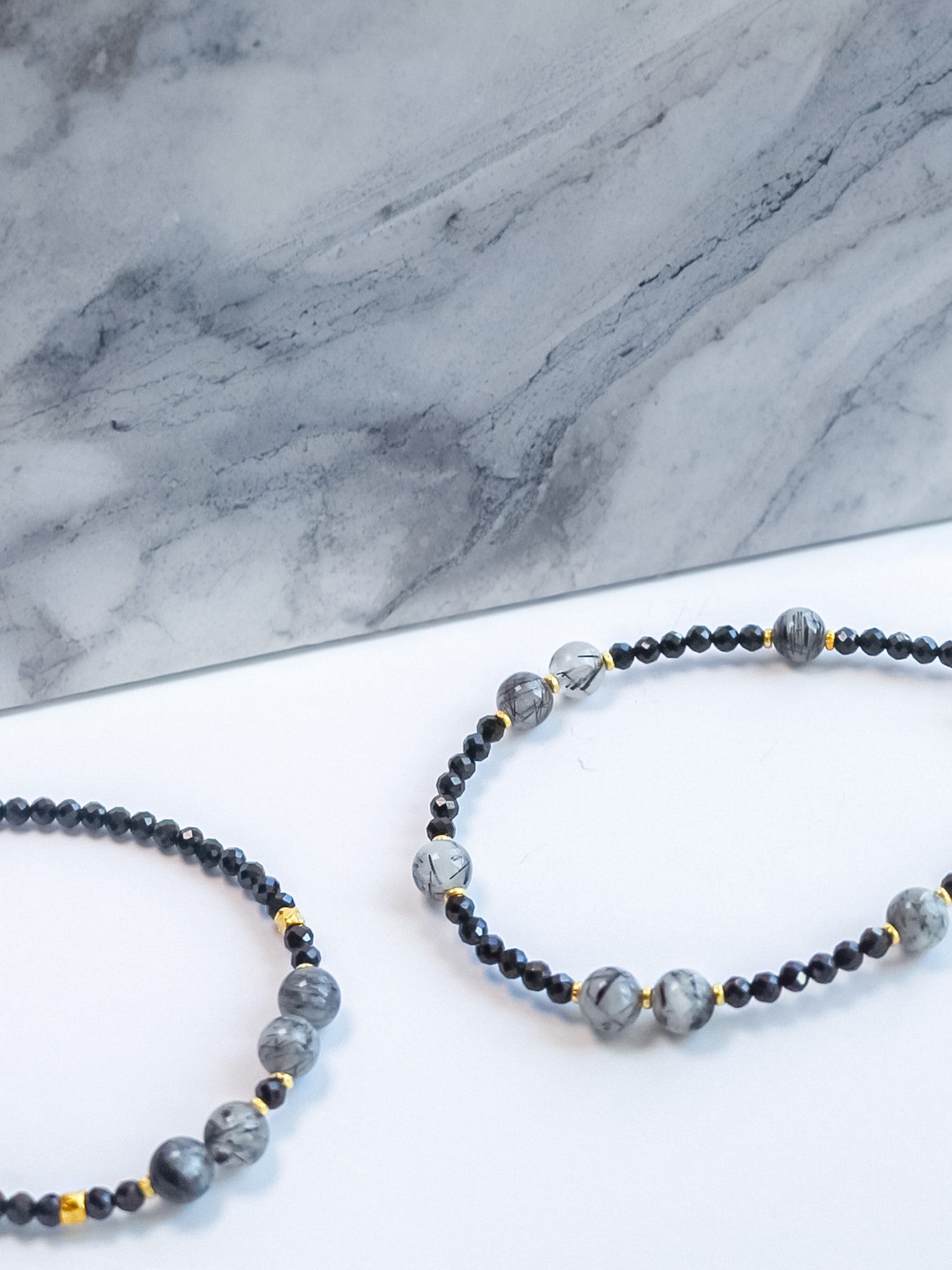 Steinarmband Gelbgold - Lunara - Lovesign - Handmade in Tyrol