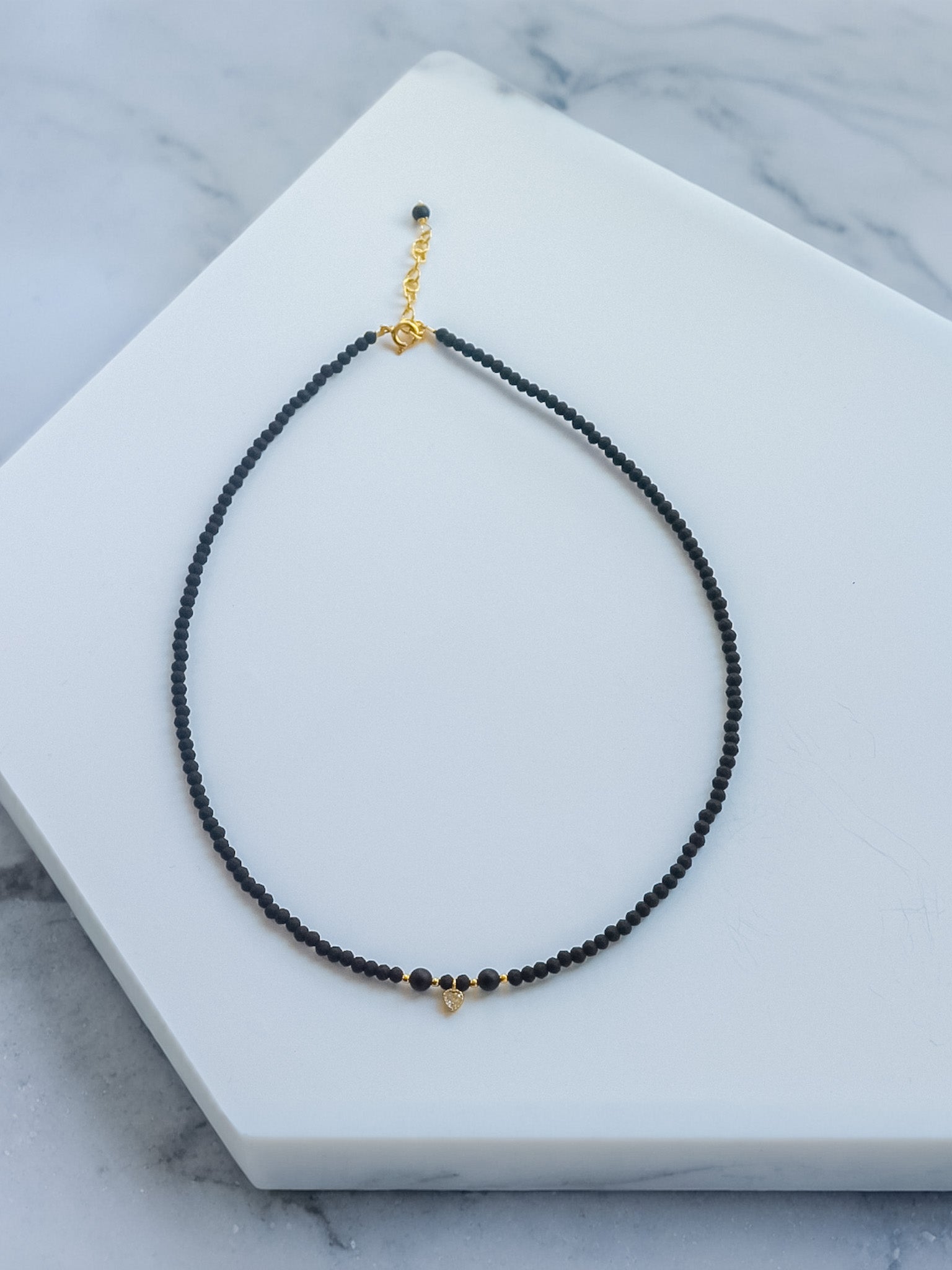 Halskette - Nero II - Lovesign - Handmade in Tyrol