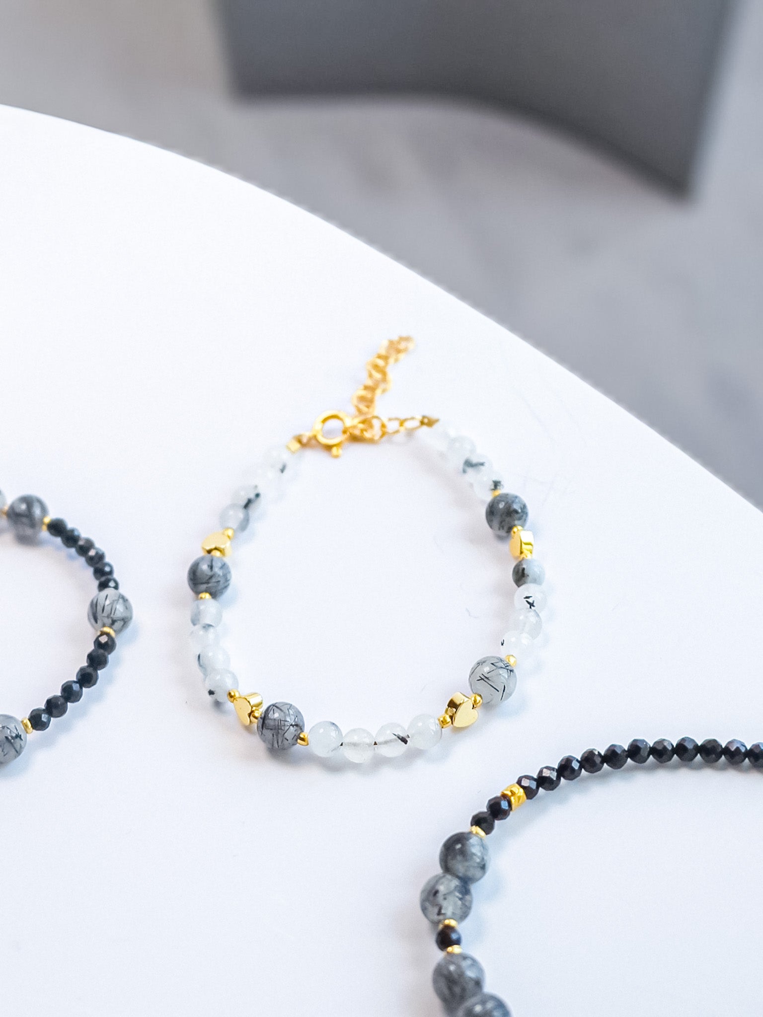 Steinarmband Gelbgold - Lunara - Lovesign - Handmade in Tyrol