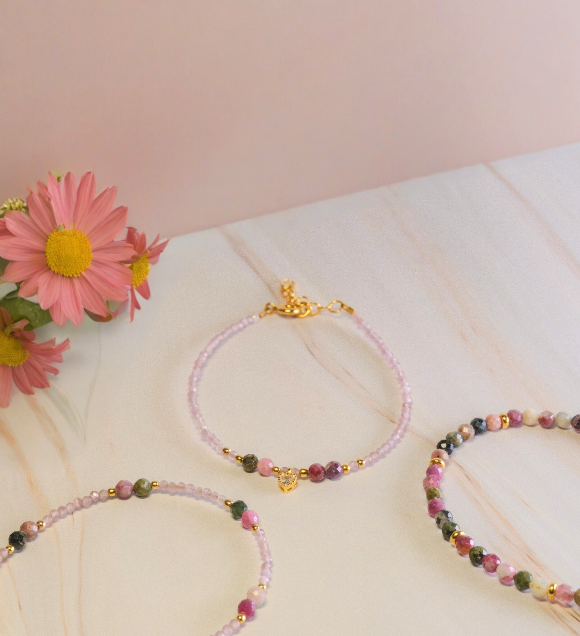 Steinarmband Gelbgold - Carezza - Lovesign - Handmade in Tyrol